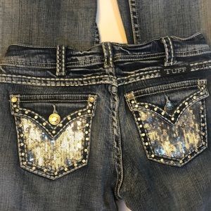 Cowgirl Tuff “Jazzy 2” Bootcut Dist  Jeans W26xL33